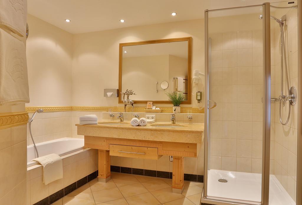 Hotel Dreisonnen Serfaus Δωμάτιο φωτογραφία